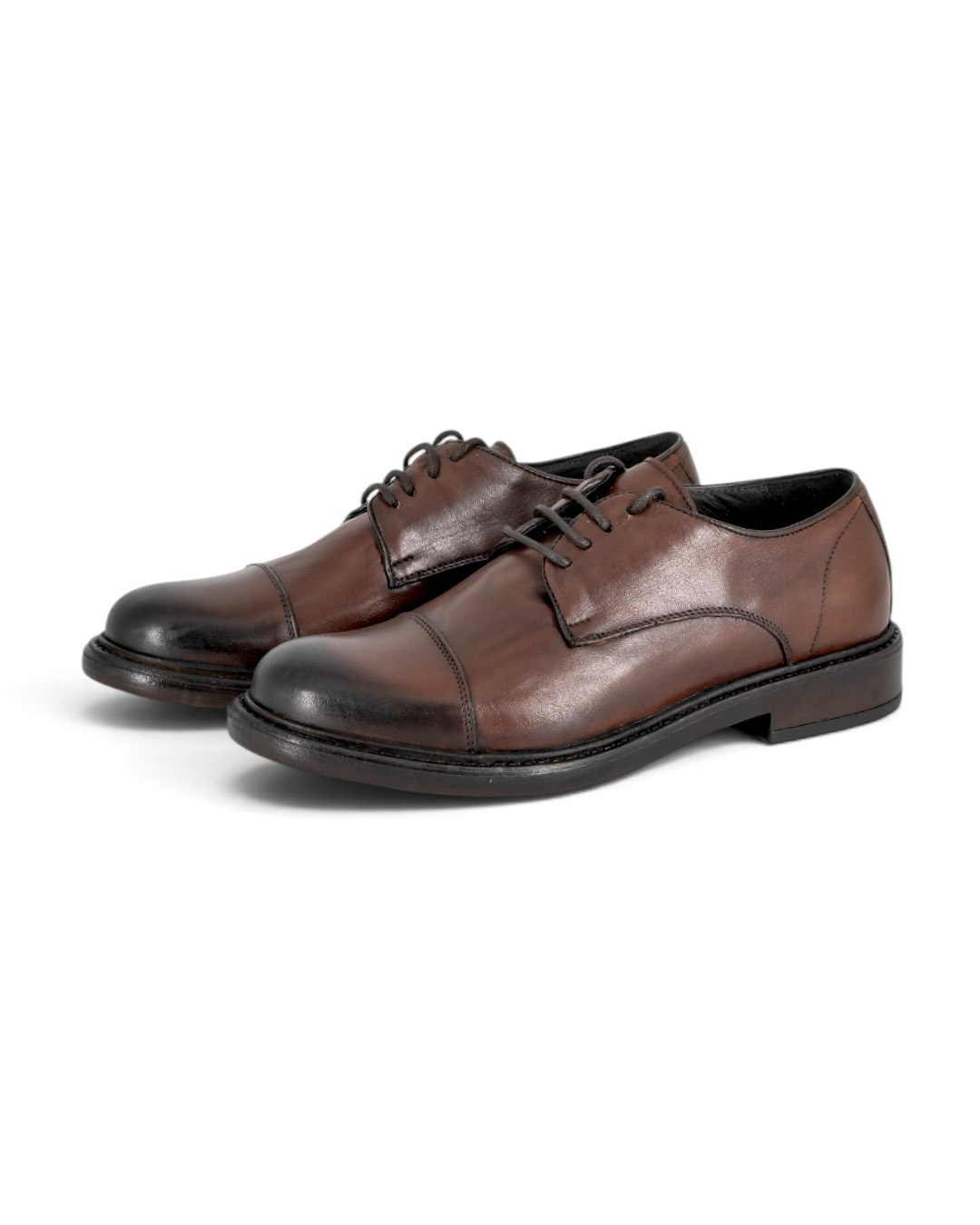 Derby uomo Exton in vitello sfumato soft legno